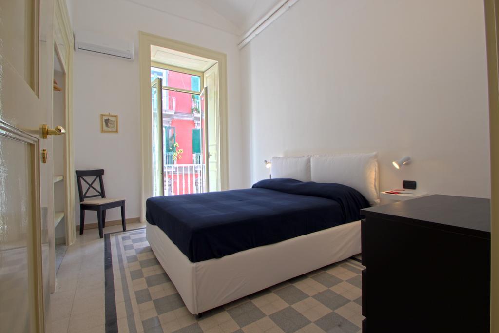 Casa Dante - Historic Apartment In The Perfect Naples Location Exterior foto